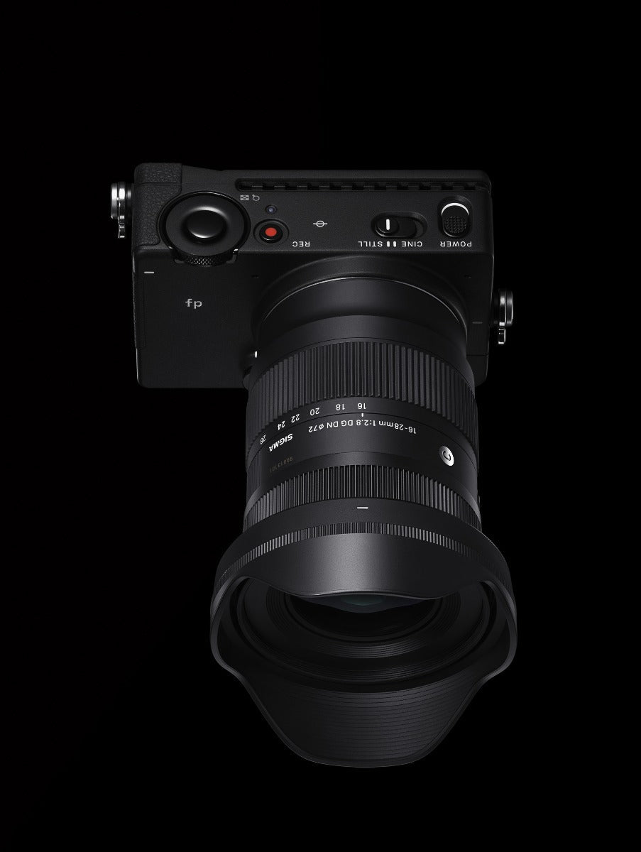 Sigma 16-28mm f/2.8 DG DN Contemporary Lens (Sony E) Package