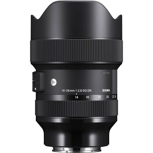 Sigma 14-24mm f/2.8 DG DN Art Lens (Leica L) Package