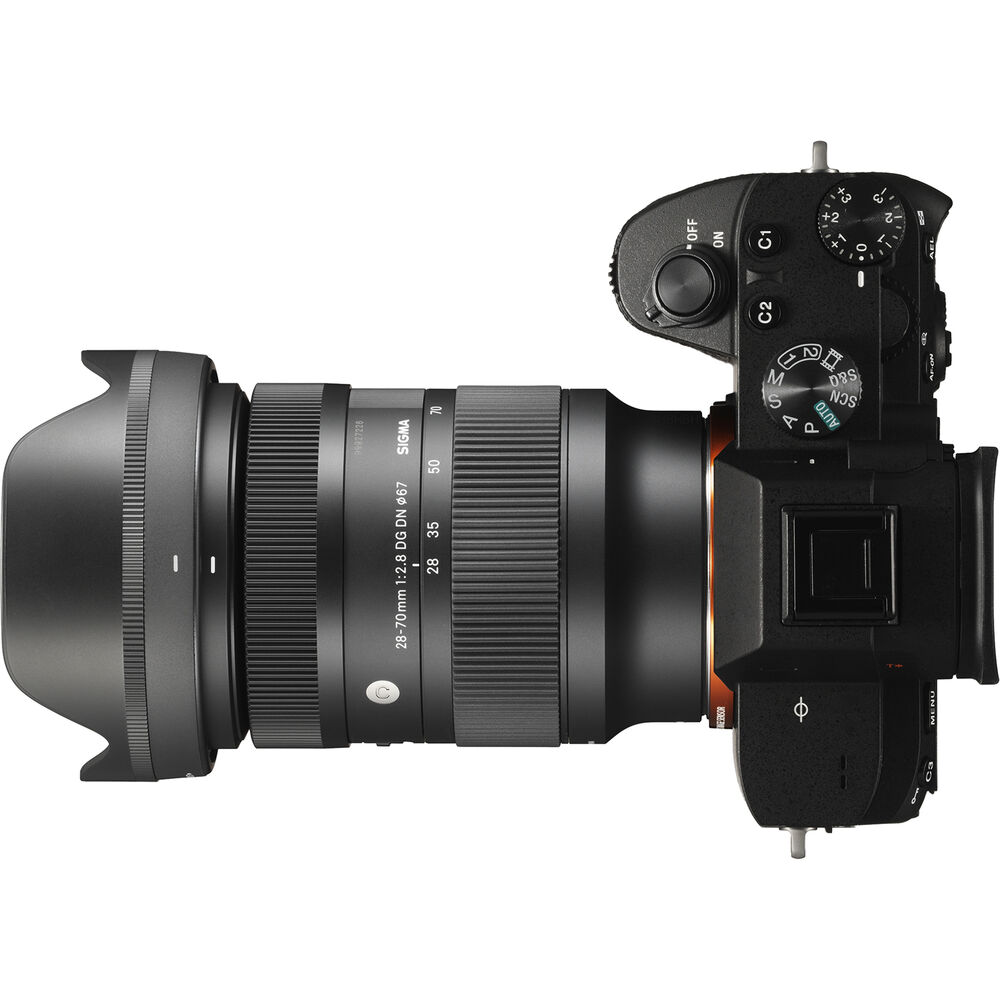Sigma 28-70mm f/2.8 DG DN Contemporary Lens (Sony E) Package