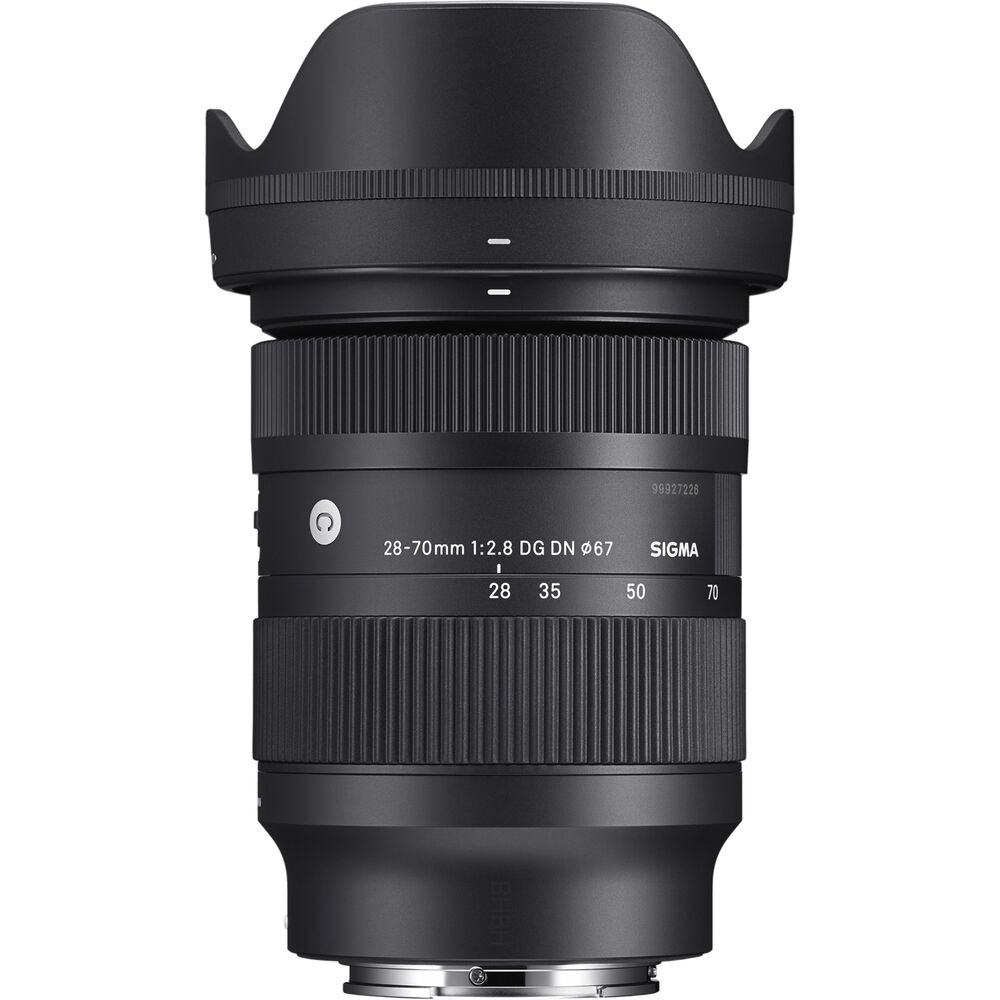 Sigma 28-70mm f/2.8 DG DN Contemporary Lens (L-Mount) Package