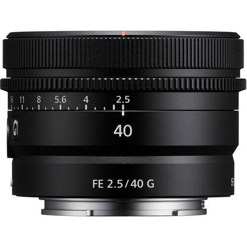 Sony FE 40mm f/2.5 G Lens (Sony E) Package