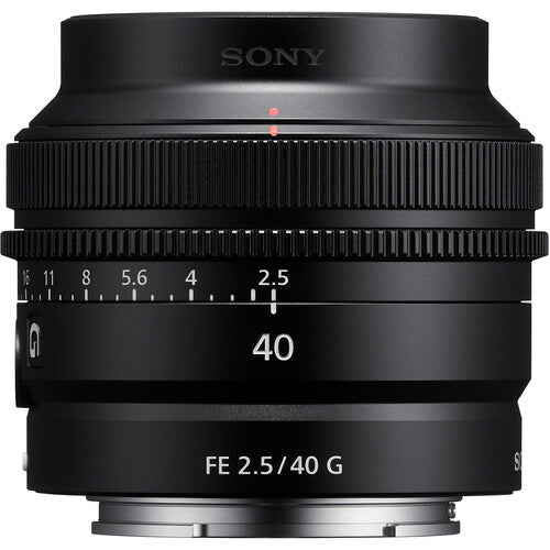 Sony FE 40mm f/2.5 G Lens (Sony E) Package