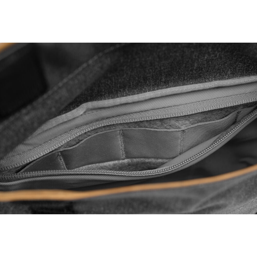 Buy Peak Design Field Pouch v2