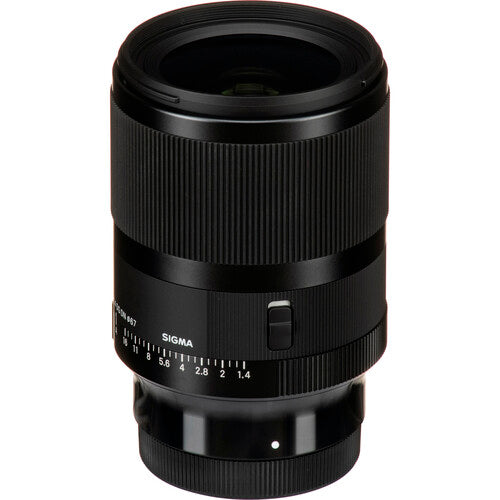 Sigma 35mm f/1.4 DG DN Art Lens (Leica L) Package