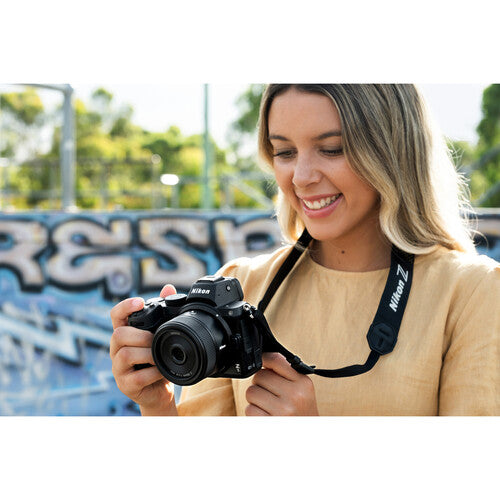 Nikon NIKKOR Z 28mm f/2.8 Lens (Nikon Z) Package