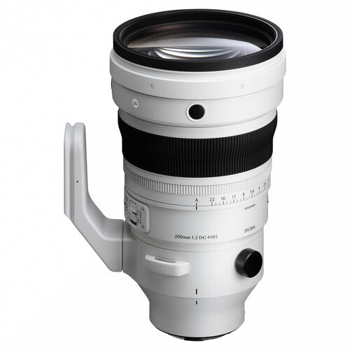 Sigma 200mm f/2 DG OS Sports Lens (L-Mount) Package