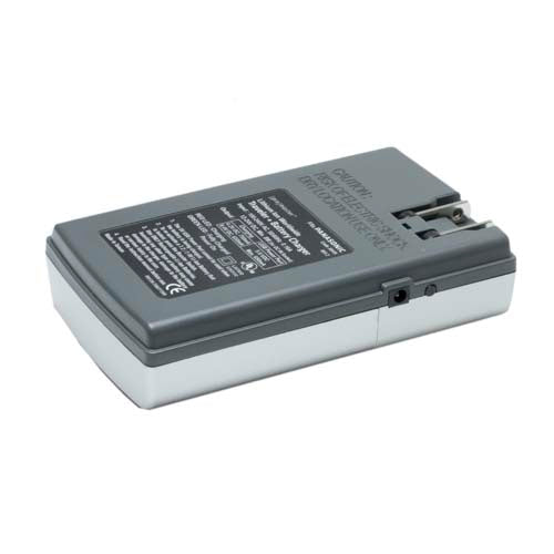 ProMaster - Traveler + Charger for most Panasonic Batteries
