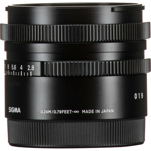 Sigma 45mm f/2.8 DG DN Contemporary Lens (Sony E) Package