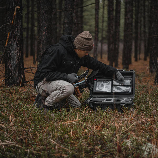 NANUK 935 Pro Photo Kit - Black