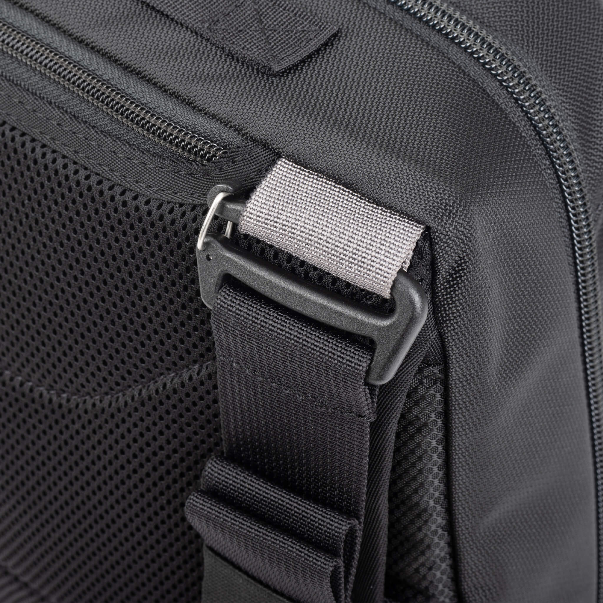 ThinkTank Presspass 10 - Black