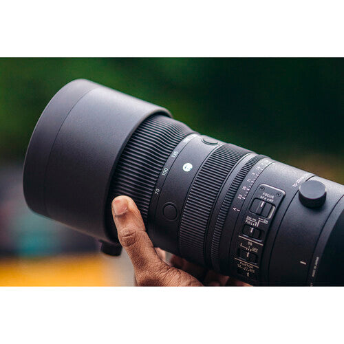 Sigma 70-200mm f/2.8 DG DN OS Sports Lens (L-Mount) Package