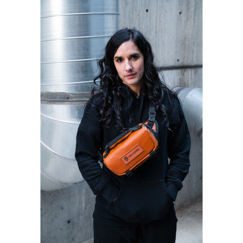 Wandrd Rogue Sling 3L - Sedona Orange