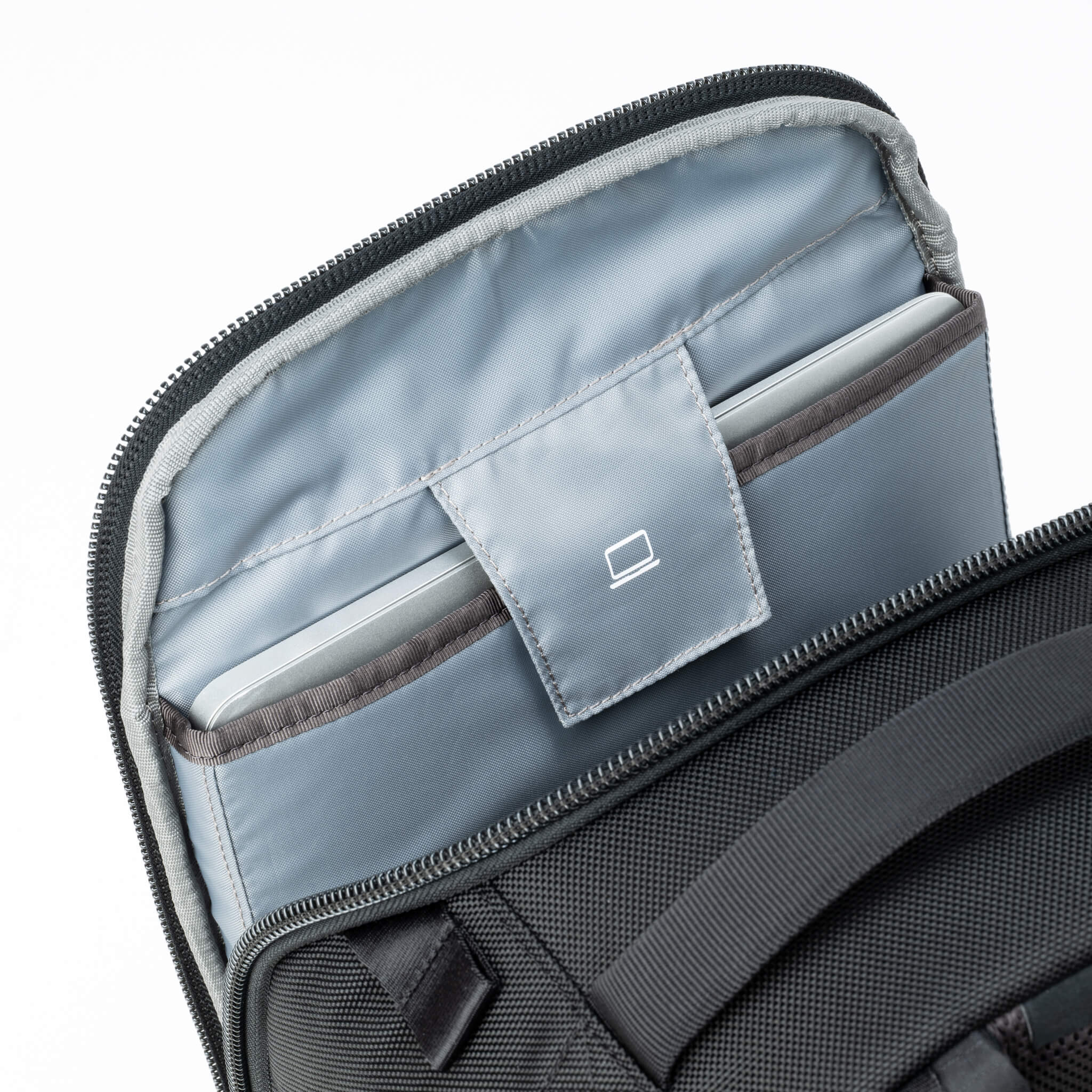 ThinkTank Walker Pro 16L - Black