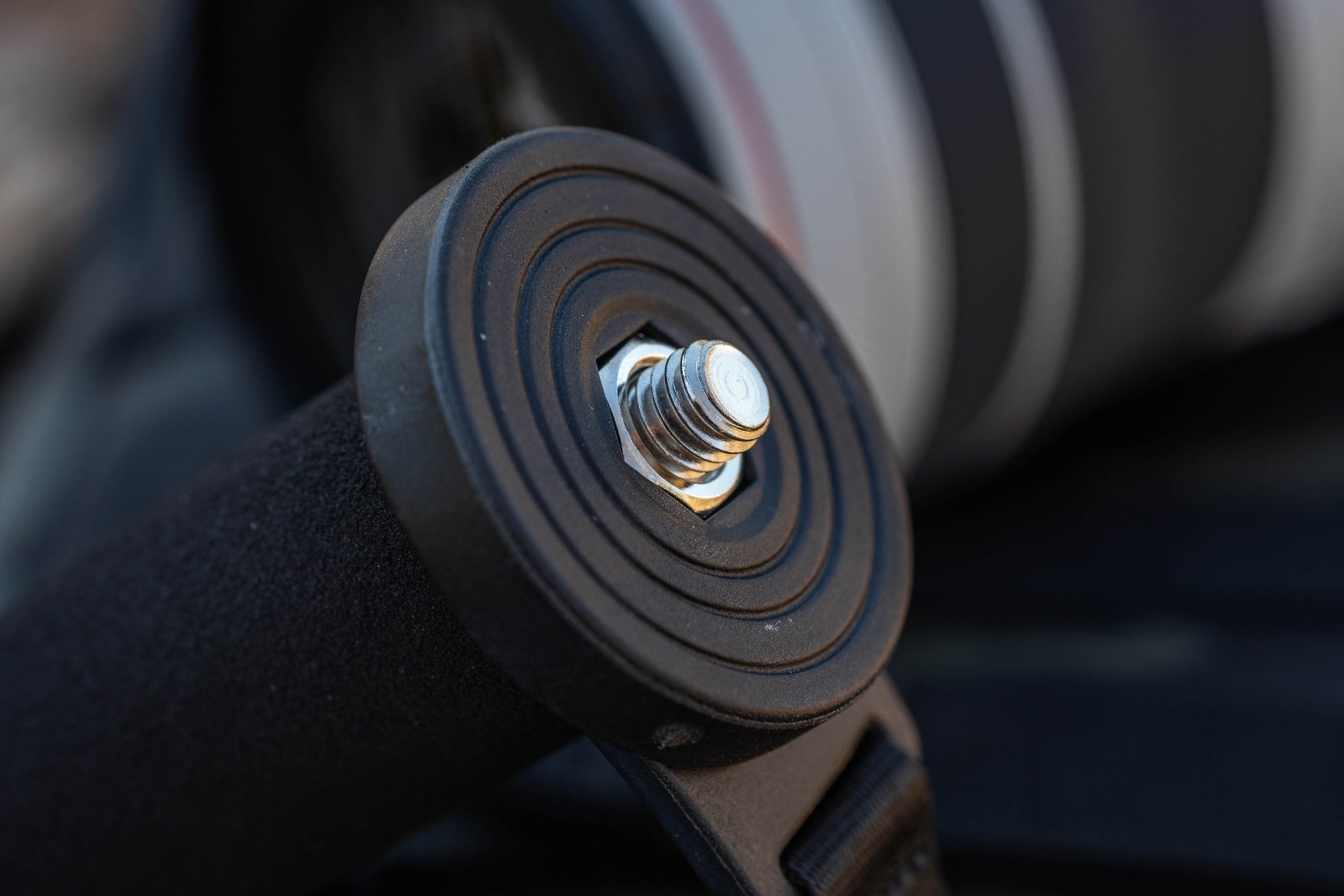 Pixel Connection 65-Inch Compact Monopod