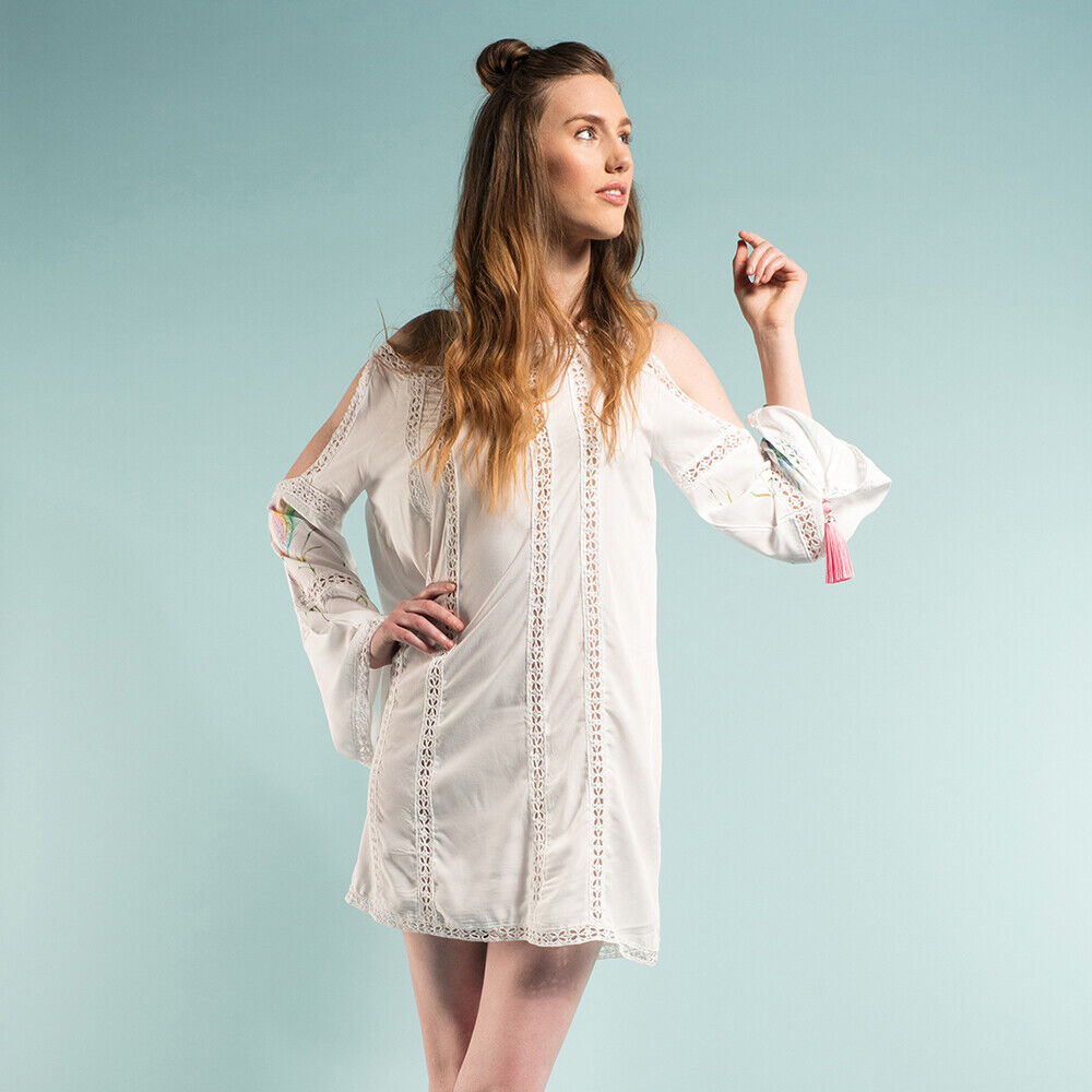 Savage #02 Seamless Background Paper (53" x 36') - Sky Blue