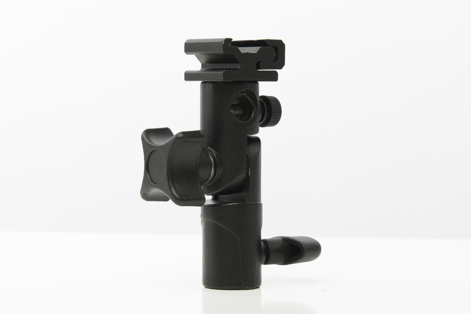 LumoPro Compact Umbrella Swivel w- Variable Cold Shoe