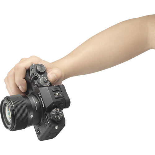 Sigma 56mm f/1.4 DC DN Contemporary Lens (FUJIFILM X) Package