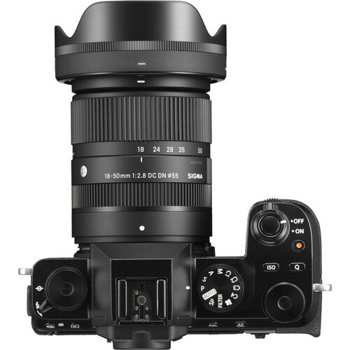 Sigma 18-50mm f/2.8 DC DN Contemporary Lens (FUJIFILM X) Package