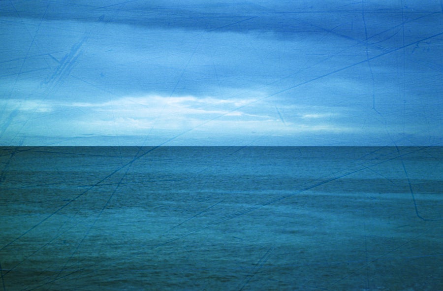 Revolog Streak Color 35mm Film - ISO 200